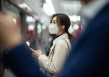 新冠再来袭专家提醒：当前正处于小波峰