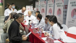 小耳朵等来了春天：公益义诊筛查专家走进安徽安庆